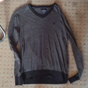 V neck sweater